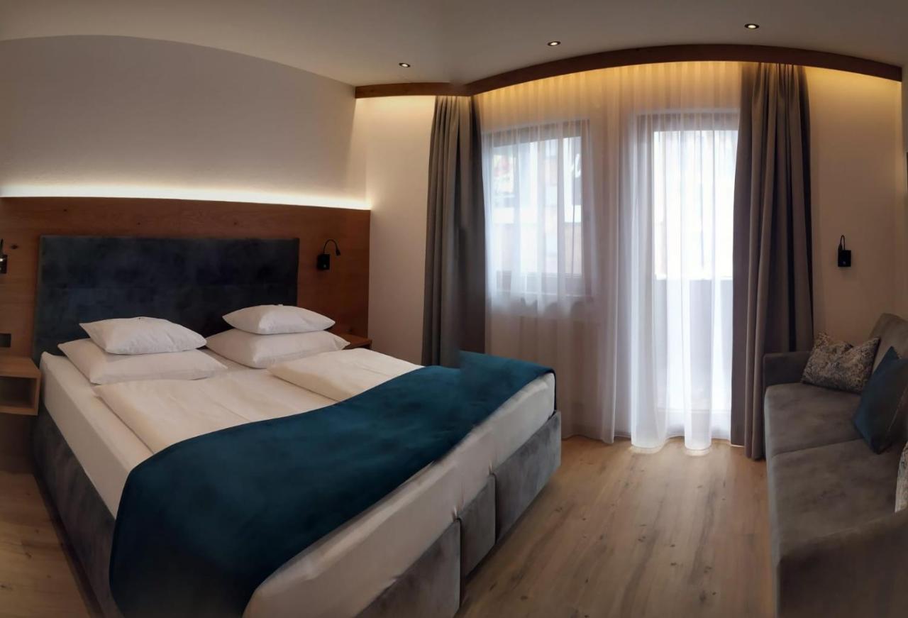 Hotel Andrea 3 ゲルロス エクステリア 写真