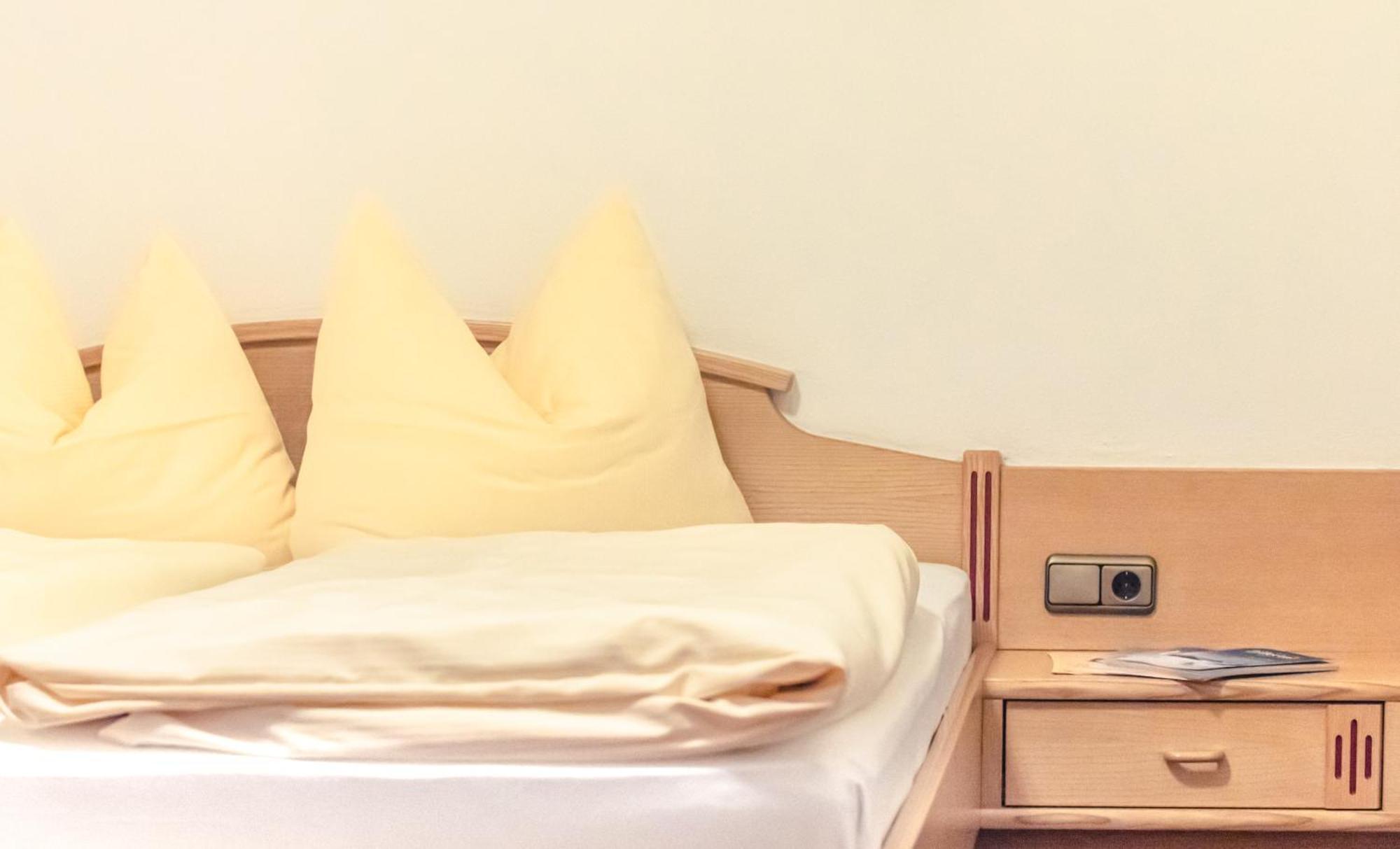 Hotel Andrea 3 ゲルロス 部屋 写真
